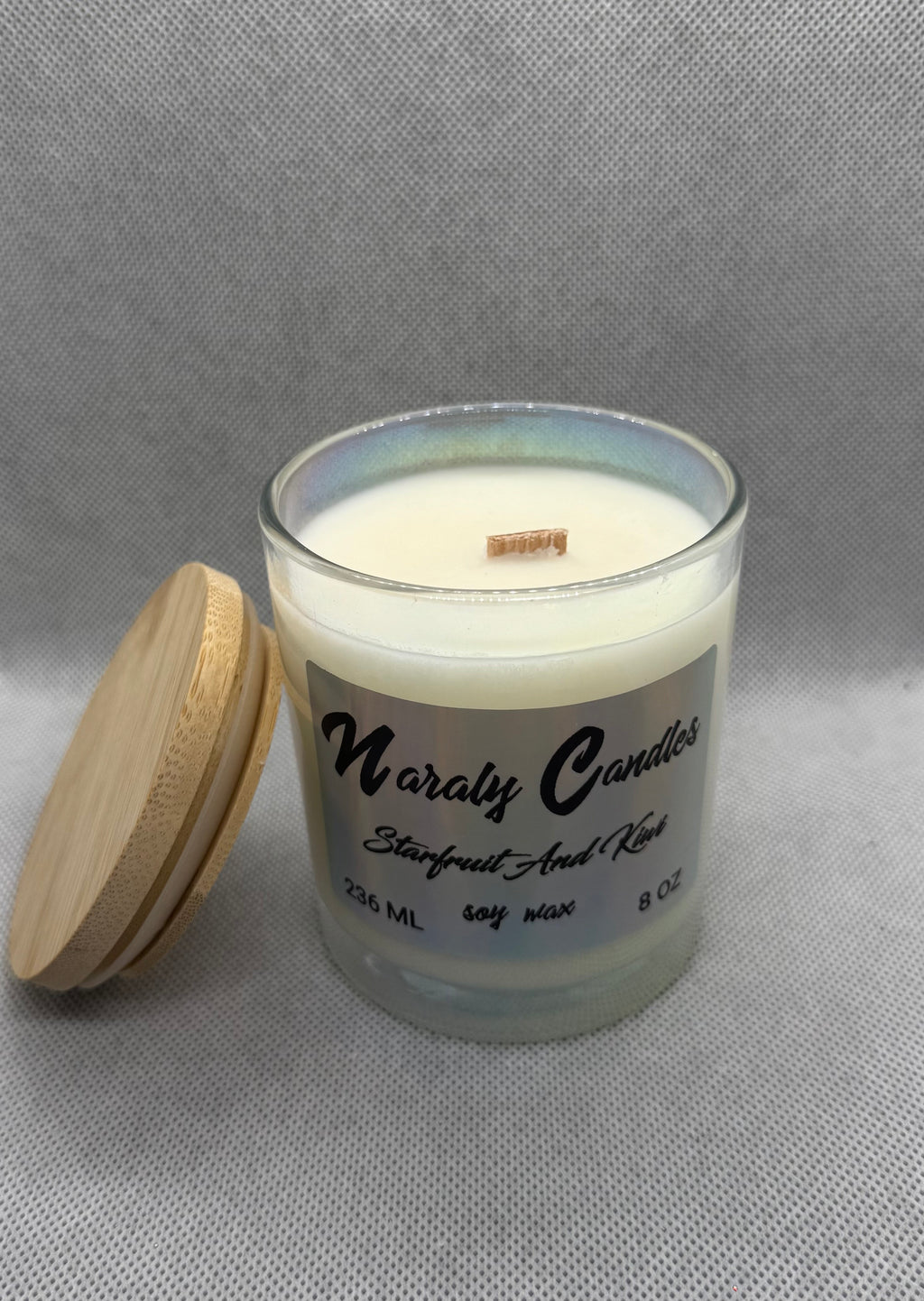 Starfruit And kiwi Candle 8 OZ