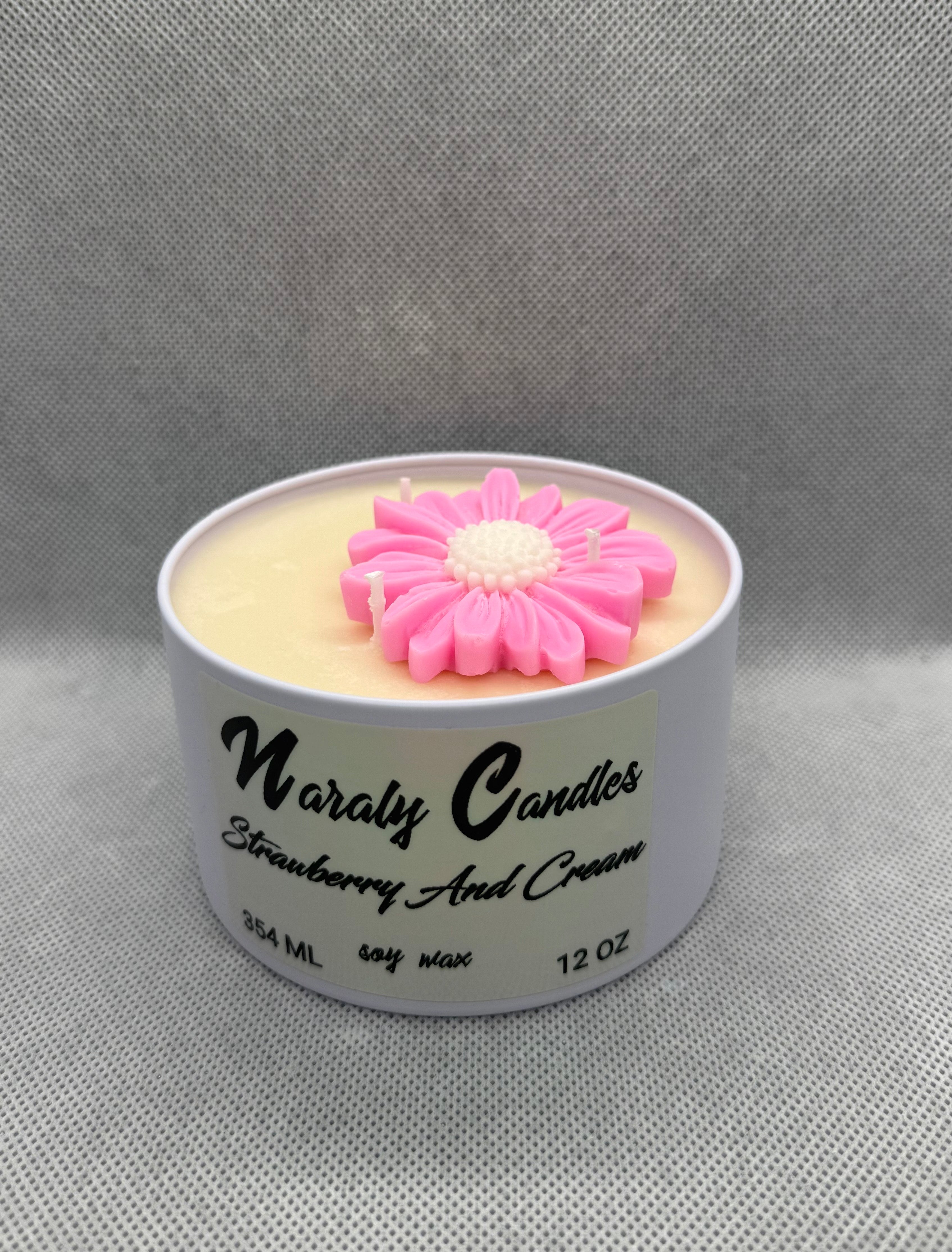 Strawberry And Cream Candle 12 OZ